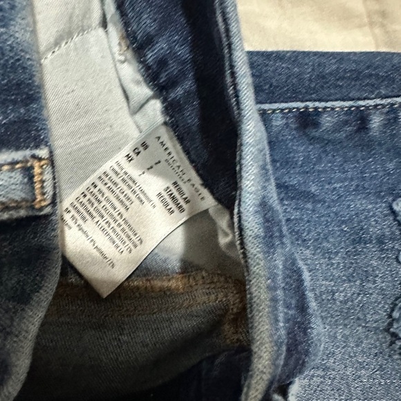 American Eagle Outfitters Curvy High Rise Blue Distressed Jeans - Picture 5 of 5